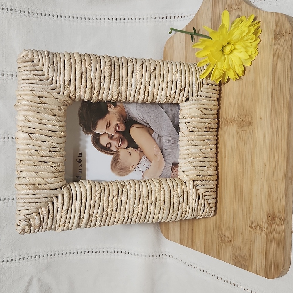 Wicker Photo Frame - Picture 7 of 7